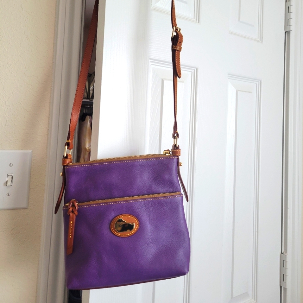 Dooney and bourke Crossbody